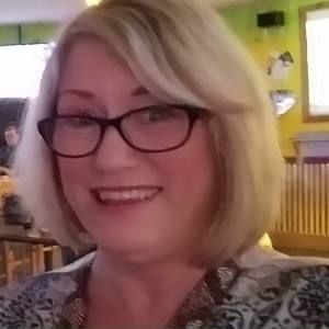 Meet your Posher, Debbie